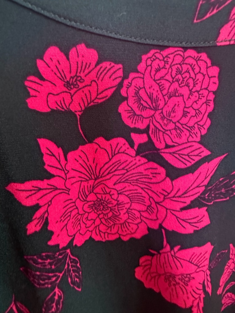 torrid 4 Navy Halter Tank Top with Pink Floral Print 4X - Picture 4 of 8